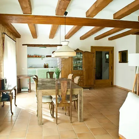 別荘 Mas De Borras ベセイテ